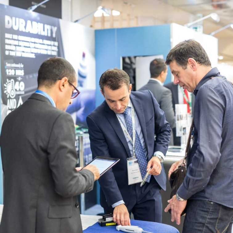interactive trade show booth ideas